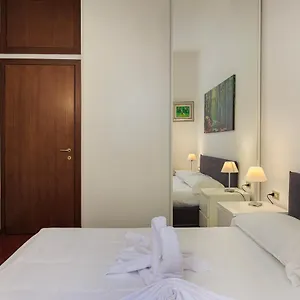 https://flat-in-citylife-near-metro.it-lombardy.com
